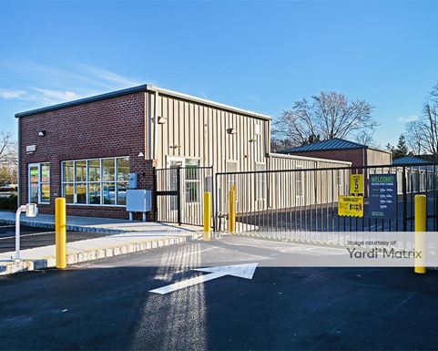 Source URL: https://cdnsc.rentcafe.com/dmslivecafe/3/1073371/1073371-1-2.jpg?width=-1&height=385&quality=80