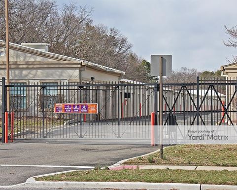 Source URL: https://cdnsc.rentcafe.com/dmslivecafe/3/1073373/1073373-1-3.jpg?width=-1&height=385&quality=80