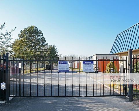 Source URL: https://cdnsc.rentcafe.com/dmslivecafe/3/1073376/1073376-1-3.jpg?width=-1&height=385&quality=80