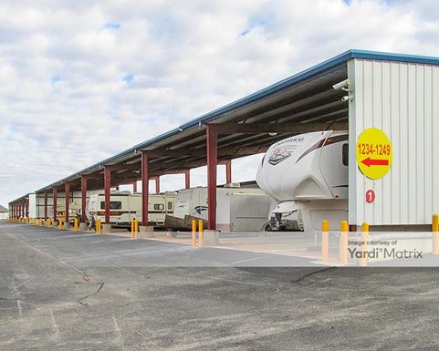 Source URL: https://cdnsc.rentcafe.com/dmslivecafe/3/1073392/1073392-1-4.jpg?width=-1&height=385&quality=80