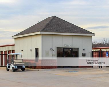Storage Units for Rent available at 9111 North MacArthur Blvd, Oklahoma City, OK 73132