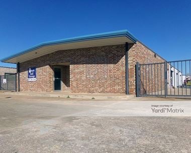 Storage Units for Rent available at 410 West COUNTRY CLUB Road, Chickasha, OK 73018