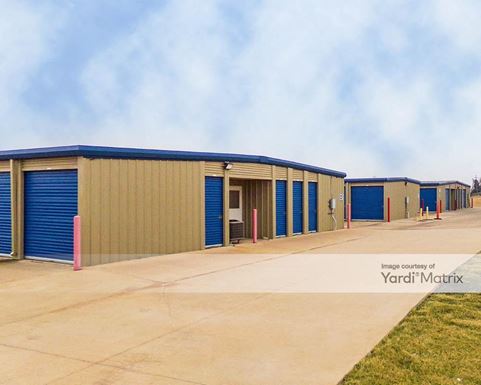 Source URL: https://cdnsc.rentcafe.com/dmslivecafe/3/1073406/1073406-1-5.jpg?width=-1&height=385&quality=80