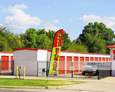 Storage Units for Rent available at 9208 NE 10th Street, Midwest City, OK 73130