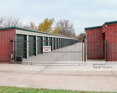 Source URL: https://cdnsc.rentcafe.com/dmslivecafe/3/1073409/1073409-1-3.jpg?width=-1&height=385&quality=80