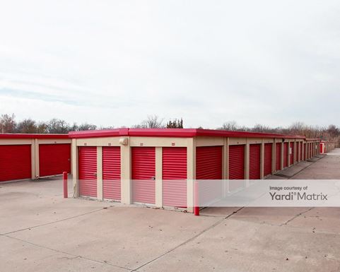 Source URL: https://cdnsc.rentcafe.com/dmslivecafe/3/1073414/1073414-1-4.jpg?width=-1&height=385&quality=80