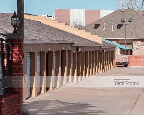 Source URL: https://cdnsc.rentcafe.com/dmslivecafe/3/1073438/1073438-1-5.jpg?width=-1&height=385&quality=80