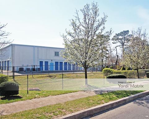 Source URL: https://cdnsc.rentcafe.com/dmslivecafe/3/1073451/1073451-1-2.jpg?width=-1&height=385&quality=80