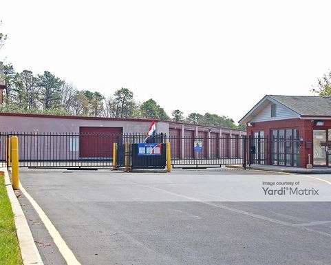 Source URL: https://cdnsc.rentcafe.com/dmslivecafe/3/1073454/1073454-1-3.jpg?width=-1&height=385&quality=80