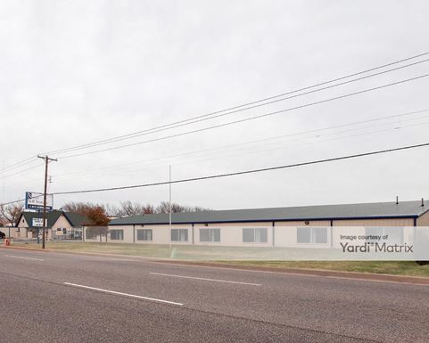 Source URL: https://cdnsc.rentcafe.com/dmslivecafe/3/1073465/1073465-1-2.jpg?width=-1&height=385&quality=80