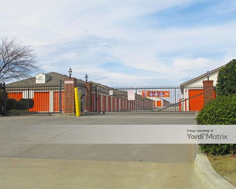 Source URL: https://cdnsc.rentcafe.com/dmslivecafe/3/1073481/1073481-1-3.jpg?width=-1&height=385&quality=80