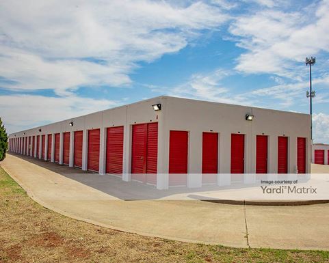 Source URL: https://cdnsc.rentcafe.com/dmslivecafe/3/1073484/1073484-1-2.jpg?width=-1&height=385&quality=80