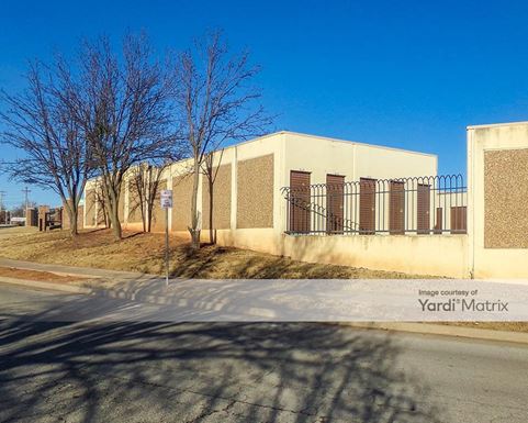 Source URL: https://cdnsc.rentcafe.com/dmslivecafe/3/1073484/1073484-1-5.jpg?width=-1&height=385&quality=80