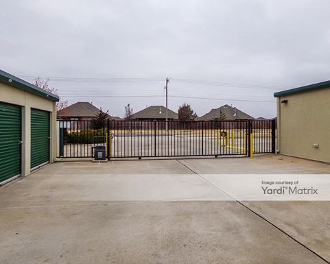 Source URL: https://cdnsc.rentcafe.com/dmslivecafe/3/1073501/1073501-1-3.jpg?width=-1&height=385&quality=80