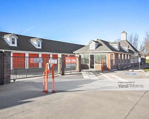 Source URL: https://cdnsc.rentcafe.com/dmslivecafe/3/1073507/1073507-1-5.jpg?width=-1&height=385&quality=80