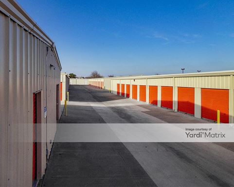 Source URL: https://cdnsc.rentcafe.com/dmslivecafe/3/1073510/1073510-1-4.jpg?width=-1&height=385&quality=80