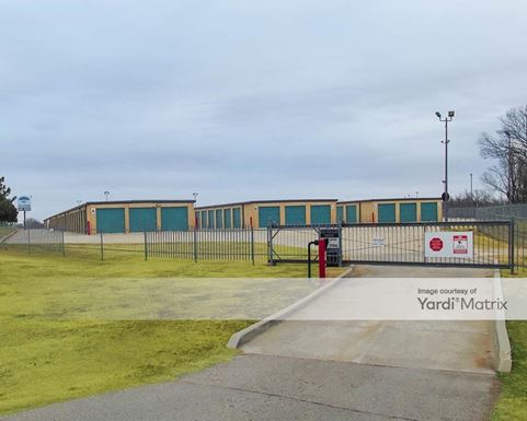 Source URL: https://cdnsc.rentcafe.com/dmslivecafe/3/1073512/1073512-1-4.jpg?width=-1&height=385&quality=80