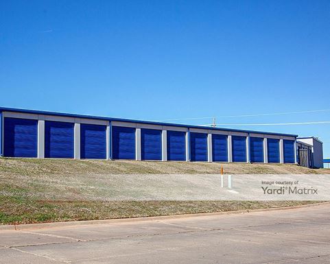 Source URL: https://cdnsc.rentcafe.com/dmslivecafe/3/1073523/1073523-1-3.jpg?width=-1&height=385&quality=80