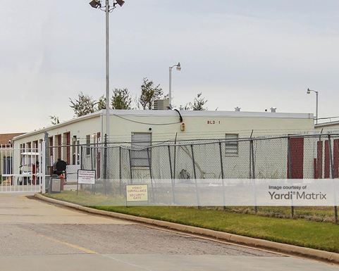 Source URL: https://cdnsc.rentcafe.com/dmslivecafe/3/1073528/1073528-1-6.jpg?width=-1&height=385&quality=80