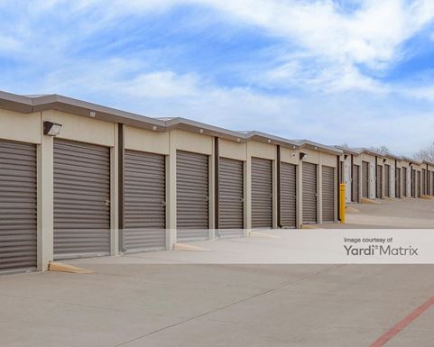 Source URL: https://cdnsc.rentcafe.com/dmslivecafe/3/1073534/1073534-1-3.jpg?width=-1&height=385&quality=80