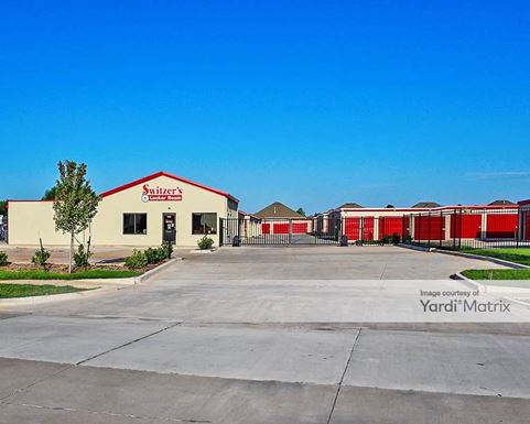 Source URL: https://cdnsc.rentcafe.com/dmslivecafe/3/1073535/1073535-1-4.jpg?width=-1&height=385&quality=80