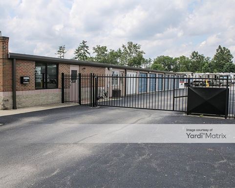 Source URL: https://cdnsc.rentcafe.com/dmslivecafe/3/1073538/1073538-1-4.jpg?width=-1&height=385&quality=80