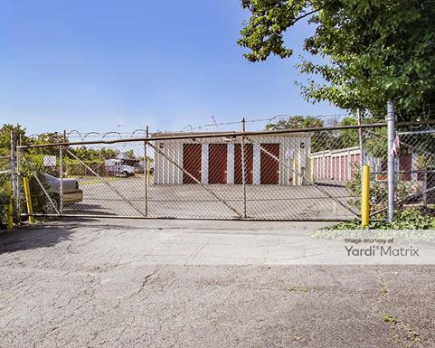 Source URL: https://cdnsc.rentcafe.com/dmslivecafe/3/1073540/1073540-1-4.jpg?width=-1&height=385&quality=80