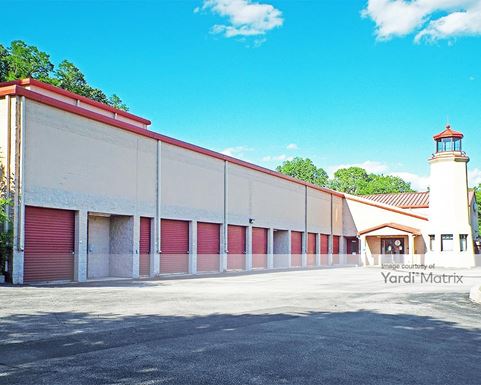 Source URL: https://cdnsc.rentcafe.com/dmslivecafe/3/1073574/1073574-1-2.jpg?width=-1&height=385&quality=80