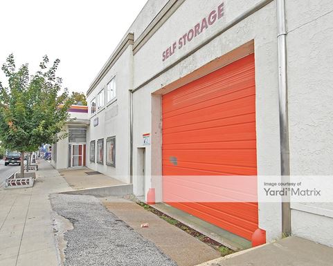 Source URL: https://cdnsc.rentcafe.com/dmslivecafe/3/1073592/1073592-1-3.jpg?width=-1&height=385&quality=80