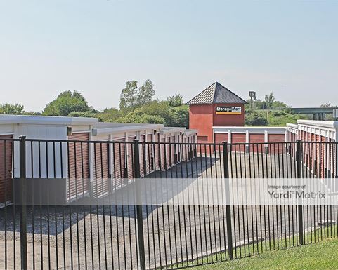 Source URL: https://cdnsc.rentcafe.com/dmslivecafe/3/1073595/1073595-1-4.jpg?width=-1&height=385&quality=80