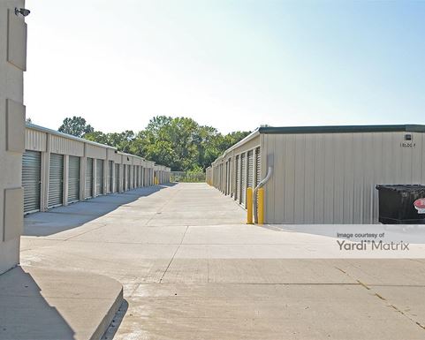 Source URL: https://cdnsc.rentcafe.com/dmslivecafe/3/1073599/1073599-1-4.jpg?width=-1&height=385&quality=80