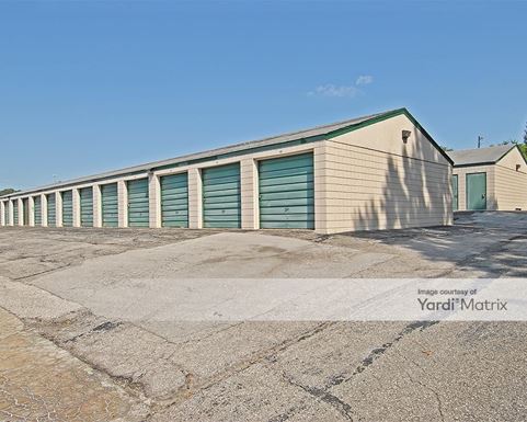 Source URL: https://cdnsc.rentcafe.com/dmslivecafe/3/1073611/1073611-1-5.jpg?width=-1&height=385&quality=80