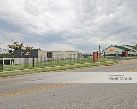 Source URL: https://cdnsc.rentcafe.com/dmslivecafe/3/1073626/1073626-1-4.jpg?width=-1&height=385&quality=80