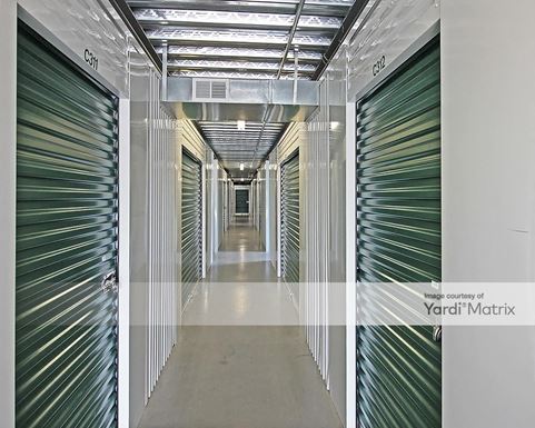 Source URL: https://cdnsc.rentcafe.com/dmslivecafe/3/1073646/1073646-1-5.jpg?width=-1&height=385&quality=80