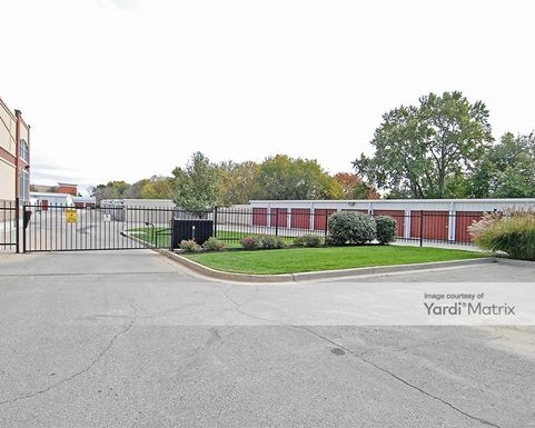 Source URL: https://cdnsc.rentcafe.com/dmslivecafe/3/1073657/1073657-1-2.jpg?width=-1&height=385&quality=80