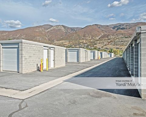 Source URL: https://cdnsc.rentcafe.com/dmslivecafe/3/1073677/1073677-1-4.jpg?width=-1&height=385&quality=80