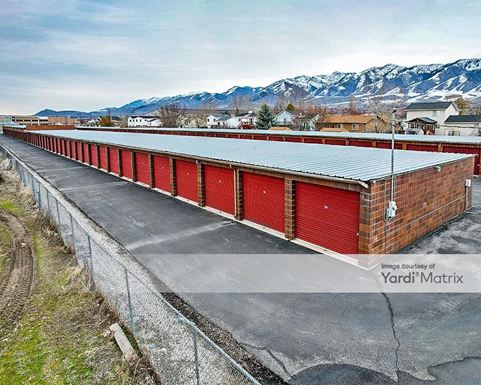 Source URL: https://cdnsc.rentcafe.com/dmslivecafe/3/1073691/1073691-1-5.jpg?width=-1&height=385&quality=80