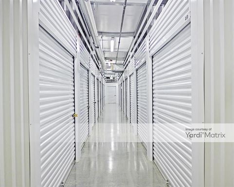 Source URL: https://cdnsc.rentcafe.com/dmslivecafe/3/1073694/1073694-1-4.jpg?width=-1&height=385&quality=80