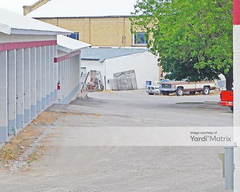 Source URL: https://cdnsc.rentcafe.com/dmslivecafe/3/1073707/1073707-1-4.jpg?width=-1&height=385&quality=80