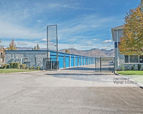 Source URL: https://cdnsc.rentcafe.com/dmslivecafe/3/1073716/1073716-1-2.jpg?width=-1&height=385&quality=80