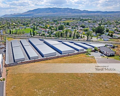 Source URL: https://cdnsc.rentcafe.com/dmslivecafe/3/1073719/1073719-1-5.jpg?width=-1&height=385&quality=80