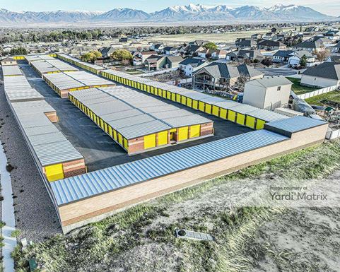 Source URL: https://cdnsc.rentcafe.com/dmslivecafe/3/1073760/1073760-1-2.jpg?width=-1&height=385&quality=80