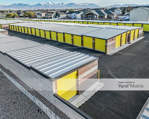 Source URL: https://cdnsc.rentcafe.com/dmslivecafe/3/1073760/1073760-1-3.jpg?width=-1&height=385&quality=80