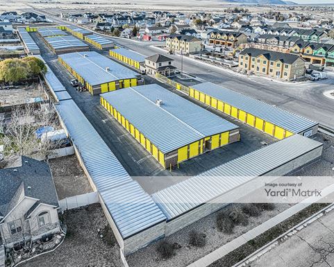 Source URL: https://cdnsc.rentcafe.com/dmslivecafe/3/1073760/1073760-1-4.jpg?width=-1&height=385&quality=80