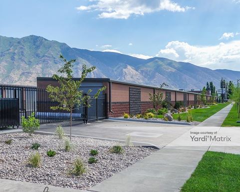 Source URL: https://cdnsc.rentcafe.com/dmslivecafe/3/1073771/1073771-1-3.jpg?width=-1&height=385&quality=80