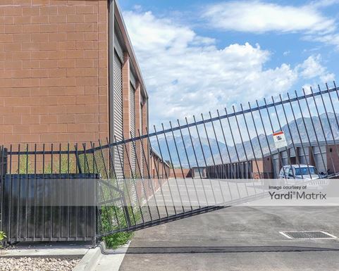 Source URL: https://cdnsc.rentcafe.com/dmslivecafe/3/1073771/1073771-1-4.jpg?width=-1&height=385&quality=80