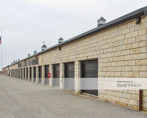 Source URL: https://cdnsc.rentcafe.com/dmslivecafe/3/1073784/1073784-1-3.jpg?width=-1&height=385&quality=80