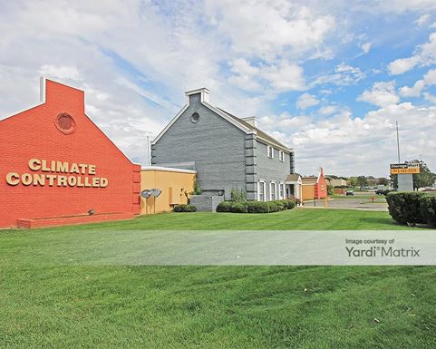 Source URL: https://cdnsc.rentcafe.com/dmslivecafe/3/1073814/1073814-1-3.jpg?width=-1&height=385&quality=80