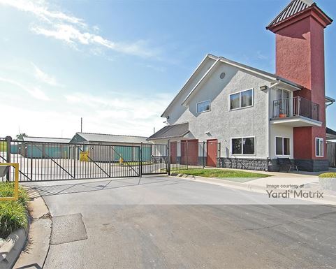 Source URL: https://cdnsc.rentcafe.com/dmslivecafe/3/1073816/1073816-1-2.jpg?width=-1&height=385&quality=80