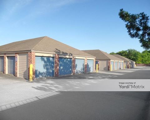 Source URL: https://cdnsc.rentcafe.com/dmslivecafe/3/1073823/1073823-1-5.jpg?width=-1&height=385&quality=80